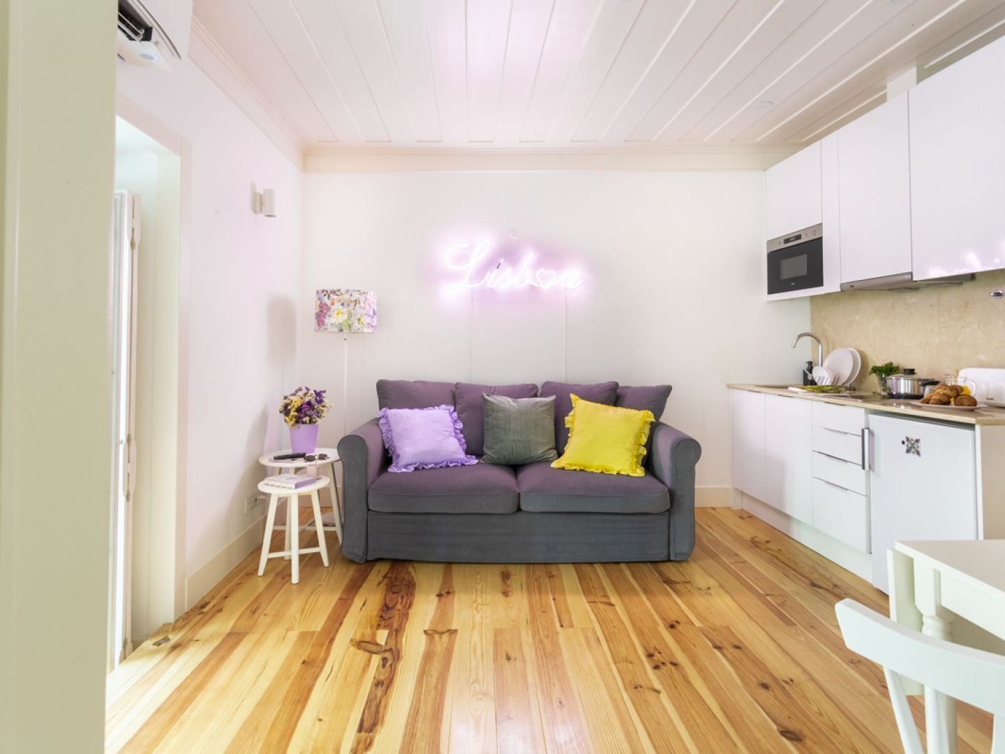 Apartment Altido Chic 1br Apt With Balcony Close By Graca Viewpoint And Tram Stops *
