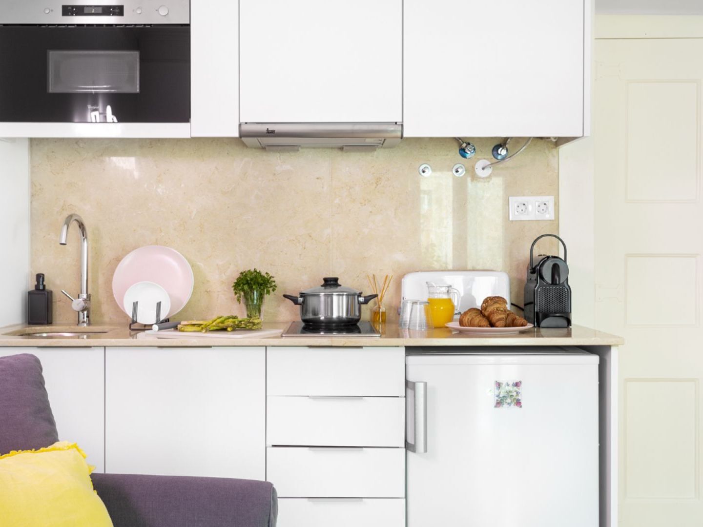 Apartment Altido Chic 1br Apt With Balcony Close By Graca Viewpoint And Tram Stops